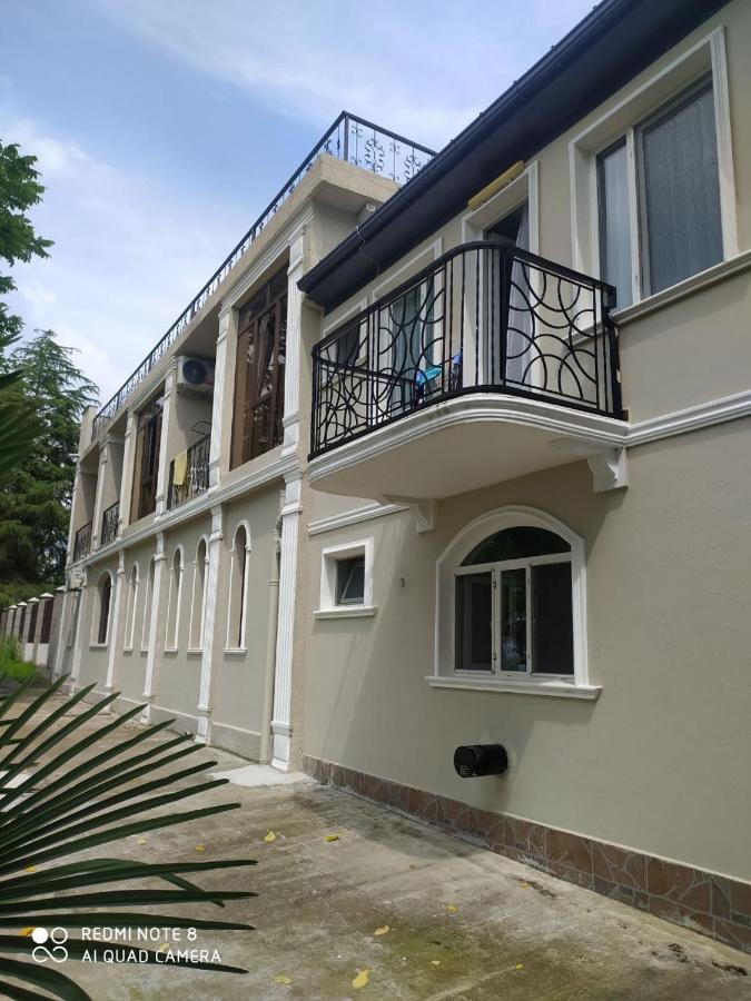 House On Moryakov 55 Aparthotel Чакви Екстериор снимка