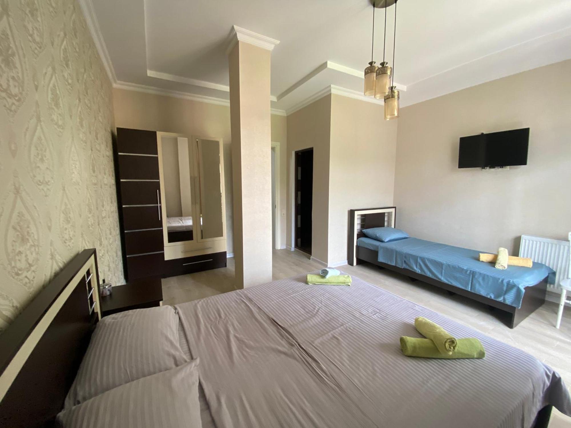 House On Moryakov 55 Aparthotel Чакви Екстериор снимка