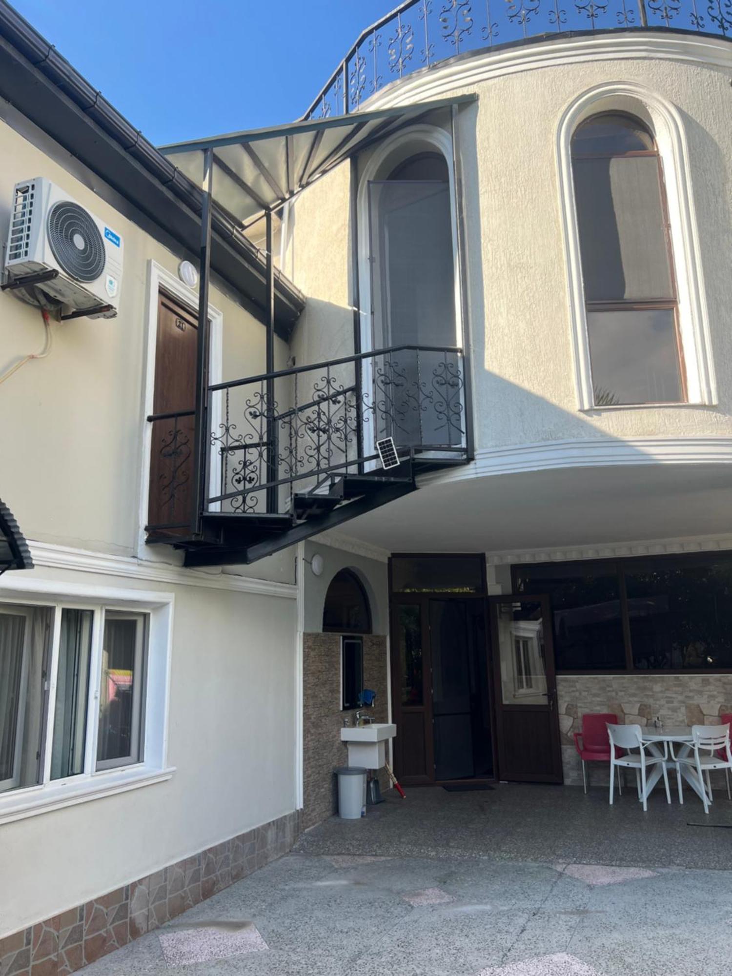 House On Moryakov 55 Aparthotel Чакви Стая снимка