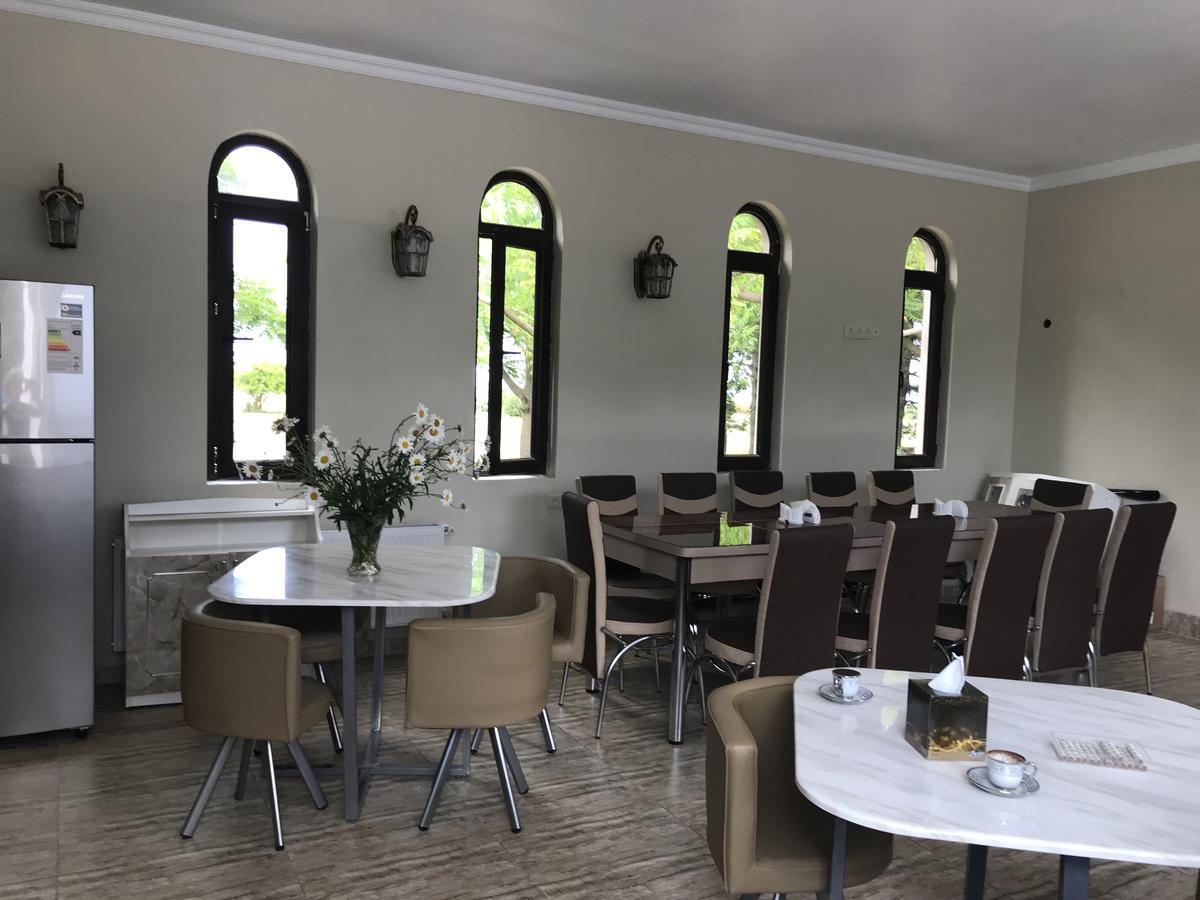 House On Moryakov 55 Aparthotel Чакви Екстериор снимка